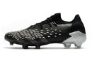 Chuteira Adidas Predator Freak+ Low 1. Campo