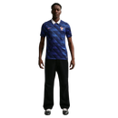 Camisa Seleção França I Nike Torcedor 2026 Masculino Azul, camisa oficial da Seleção Francesa, compra camisa Nike França online, camisa de torcedor azul da França, uniforme da Seleção Francesa 2026, camisa Nike masculina para fãs de futebol, camisa de futebol França 2026, melhor preço camisa Seleção França, camisa de torcida Nike azul, camisa de jogo Seleção França, camisa de torcedor Nike 2026, camisa da Seleção Francesa para homens, camisa azul Nike para fãs de esportes, camisa Seleção França I 2026, cami