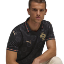 Camisa Portugal Edição Especial Eusébio 25/26 Pantera Negra Versão Torcedor Masculina Preta, Camisa de Torcedor Masculina Portugal, Camisa da Seleção Portuguesa, Compra Camisa Portugal Puma, Camisa Preta Torcedor, Camisa Portugal 2025, Camisa Oficial Portugal Puma, Camisa Masculina Seleção Portugal, Camisa de Futebol Portugal, Roupa de Torcedor Portugal, Camisa para Jogos Portugal, Camisa Puma Torcedor Preta, Camisa Portugal 2025, Camisa Futebol Masculina Portugal, Camisa Portugal para Homens, Camisa de Fut