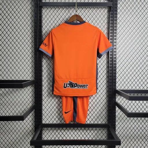 Conjunto Infantil Inter de Milão III 23/24 Torcedor Laranja