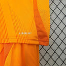 Conjunto Infantil Real Madrid ll 2024/25 Laranja - Modelo Torcedor