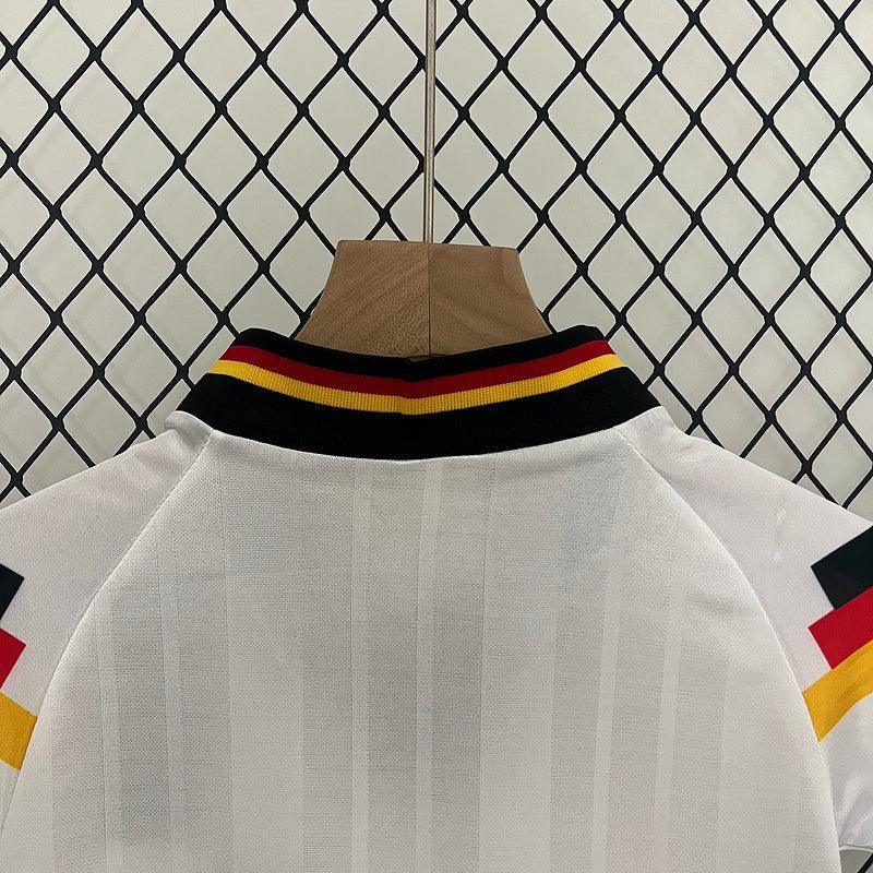 Conjunto Retrô Infantil Seleção Alemanha l 1992 Branco Modelo Torcedor
