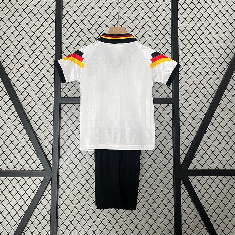 Conjunto Retrô Infantil Seleção Alemanha l 1992 Branco Modelo Torcedor