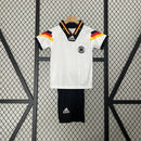 Conjunto Retrô Infantil Seleção Alemanha l 1992 Branco Modelo Torcedor