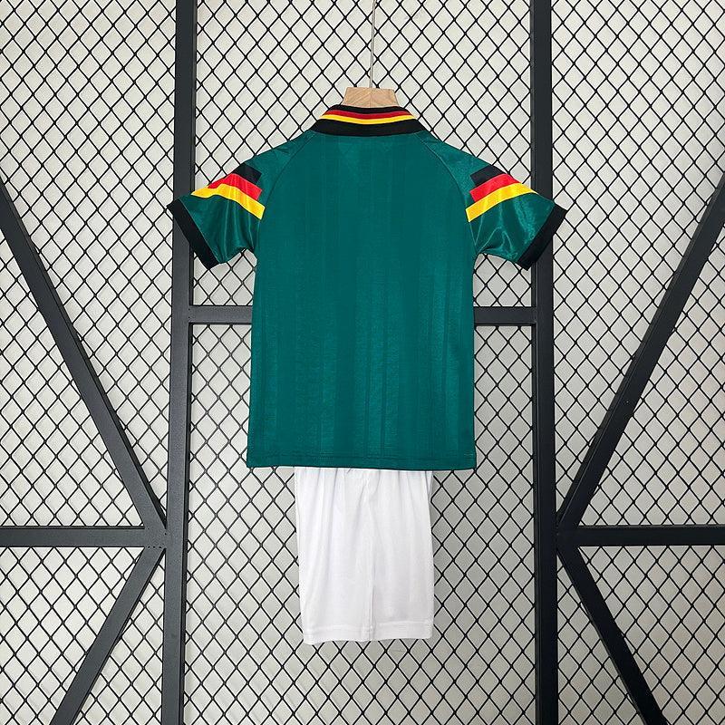 Conjunto Retrô Infantil Seleção Alemanha ll 1992 Torcedor Verde