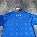 Kit Infantil Cruzeiro 2026/27 Azul, roupa de torcedor Cruzeiro azul, uniforme infantil Cruzeiro, camisa do Cruzeiro para crianças, kit de futebol Cruzeiro, presente para torcedor do Cruzeiro, roupas de time para crianças, camiseta Cruzeiro 26/27, compra online kit Cruzeiro, produtos oficiais Cruzeiro, moda infantil Cruzeiro, kit torcedor Cruzeiro, uniforme de futebol infantil, loja Cruzeiro online, torcedor mirim Cruzeiro