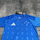 Kit Infantil Cruzeiro 2026/27 Azul, roupa de torcedor Cruzeiro azul, uniforme infantil Cruzeiro, camisa do Cruzeiro para crianças, kit de futebol Cruzeiro, presente para torcedor do Cruzeiro, roupas de time para crianças, camiseta Cruzeiro 26/27, compra online kit Cruzeiro, produtos oficiais Cruzeiro, moda infantil Cruzeiro, kit torcedor Cruzeiro, uniforme de futebol infantil, loja Cruzeiro online, torcedor mirim Cruzeiro