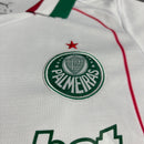 Kit Infantil Palmeiras 2026/27 Branco, comprar kit infantil Palmeiras, uniforme Palmeiras para crianças, kit de futebol Palmeiras, camisa Palmeiras away infantil, presente para fã do Palmeiras, roupa de jogo Palmeiras, kit de torcida Palmeiras, moda infantil Palmeiras, coleção Palmeiras 26/27, futebol infantil Palmeiras, camiseta branca Palmeiras, kit esportivo infantil, roupas de time para crianças, uniforme de futebol Palmeiras