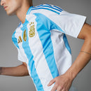 Camisa Adidas Argentina Copa América Torcedor 2024/25 Masculino Branco e Azul Celeste