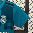 Conjunto Retrô Infantil Real Madrid ll 2017/18 Azul Modelo Torcedor
