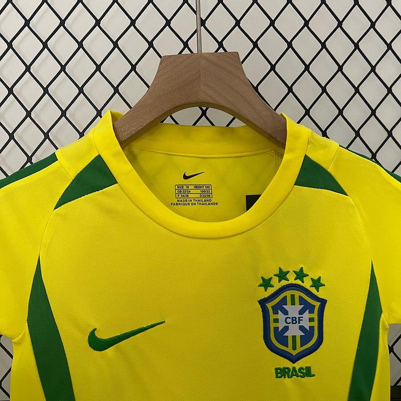 Conjunto Retrô Infantil Seleção Brasil l 2002 Amarelo Modelo Torcedor