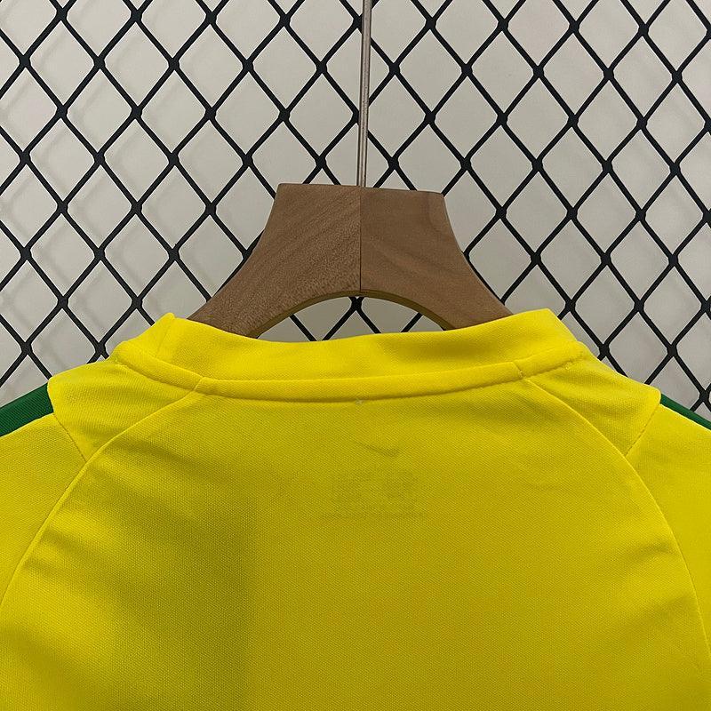 Conjunto Retrô Infantil Seleção Brasil l 2002 Amarelo Modelo Torcedor