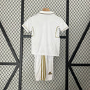 Conjunto Retrô Infantil Real Madrid l 2011/12 Branco Modelo Torcedor