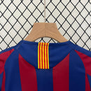 Conjunto Retrô Infantil Barcelona l 2005/06 Torcedor Grena