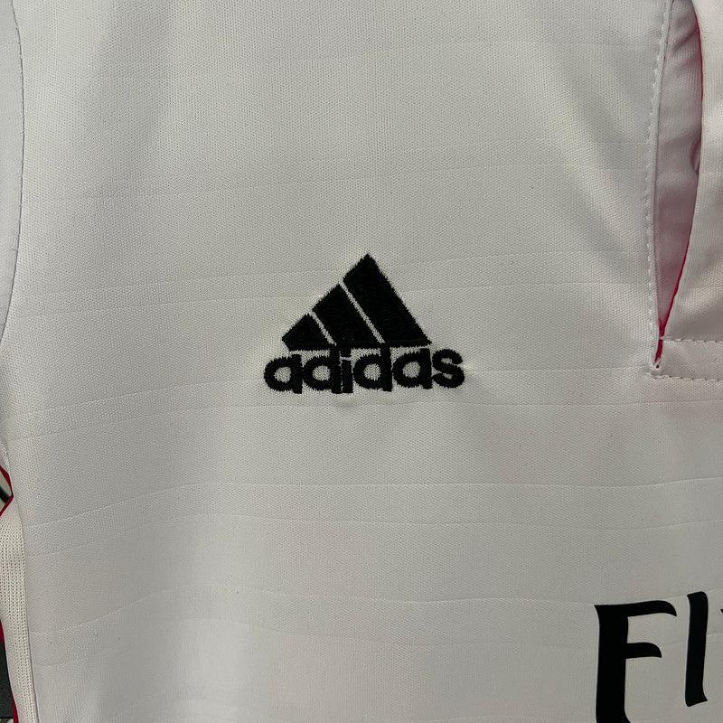 Conjunto Retrô Infantil Real Madrid l 2014/15 Branco Modelo Torcedor