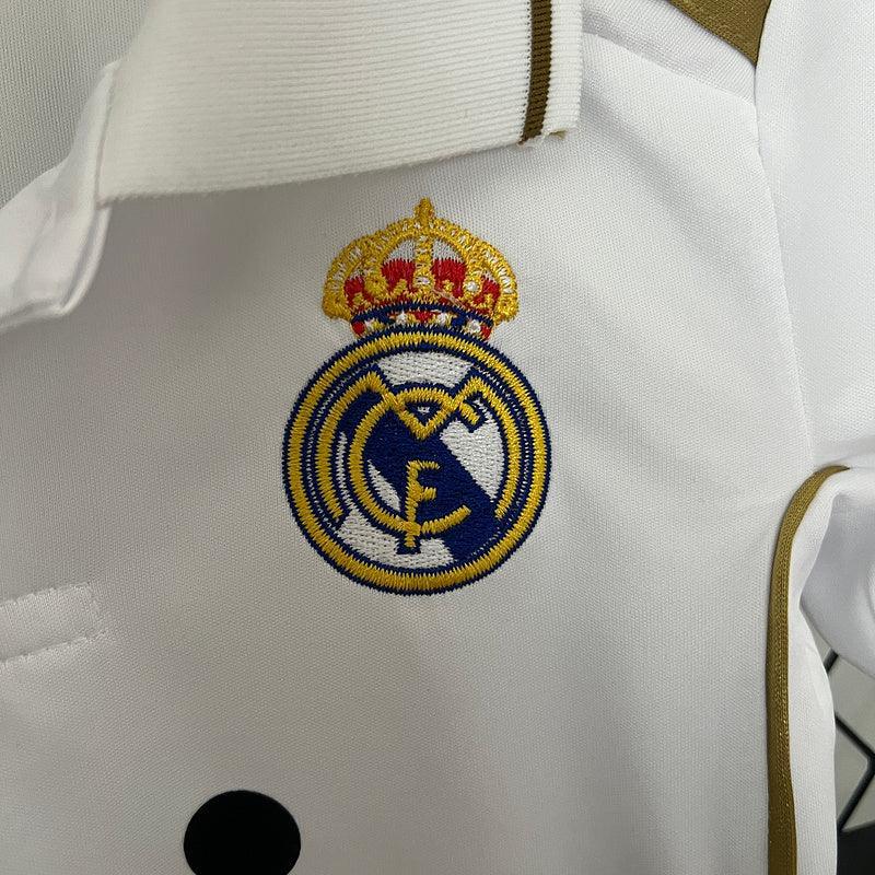 Conjunto Retrô Infantil Real Madrid l 2011/12 Branco Modelo Torcedor