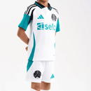 kit infantil Newcastle Third 24/25 Torcedor Branco